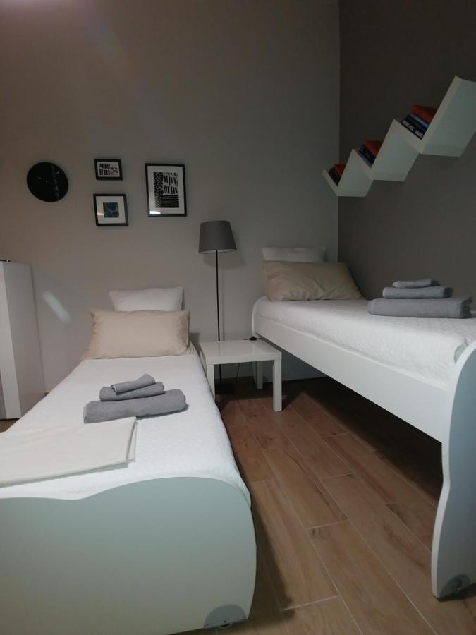 Diadumeno Superior Apartment เวโนซา ภายนอก รูปภาพ