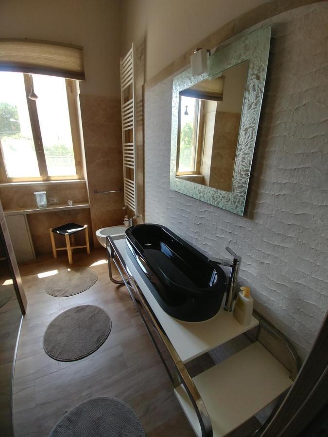 Diadumeno Superior Apartment เวโนซา ภายนอก รูปภาพ