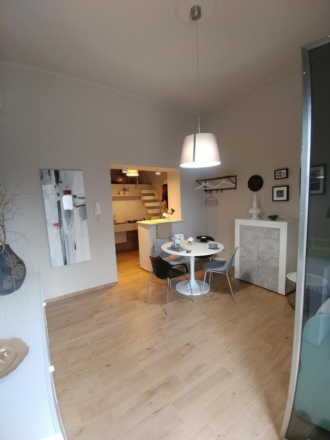 Diadumeno Superior Apartment เวโนซา ภายนอก รูปภาพ