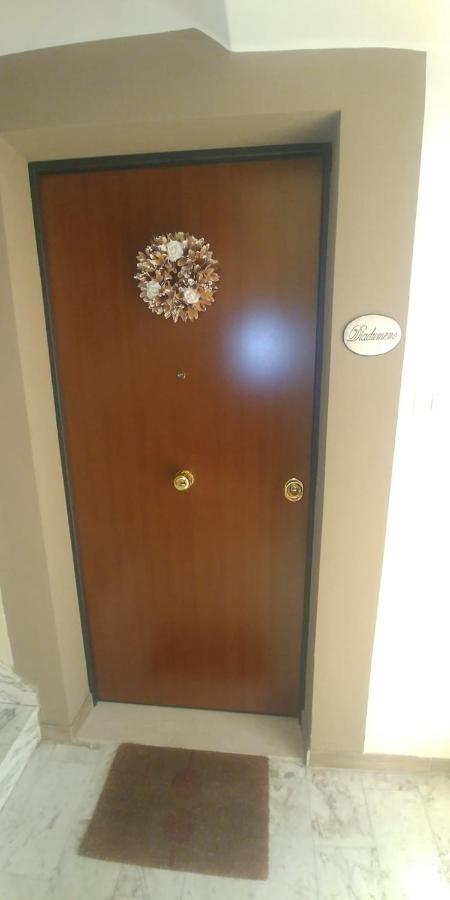 Diadumeno Superior Apartment เวโนซา ภายนอก รูปภาพ